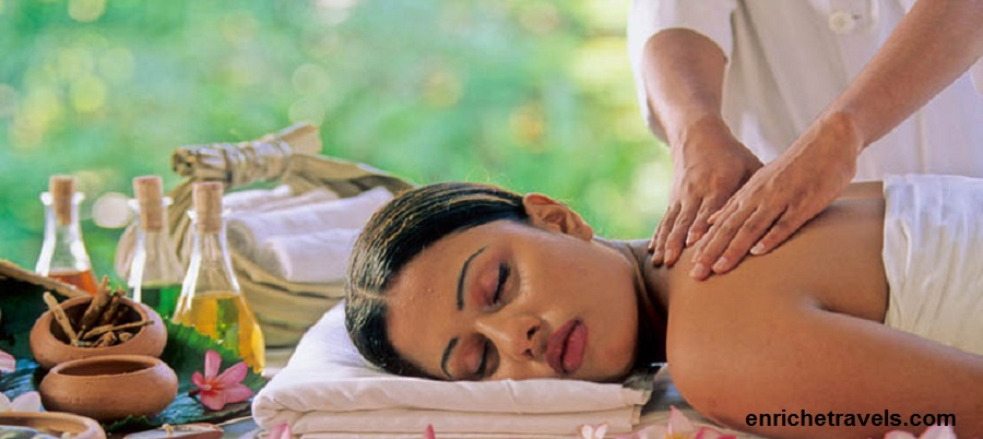 Ayurveda_Shoulder_massage
